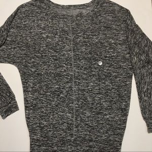 LIVE LOVE DREAM SZ SP GRAY RAGLAND SLEEVES NWOT